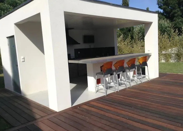 Grand Standing Piscine Villa