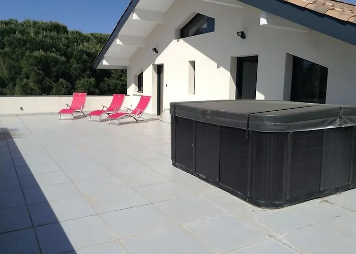 Grand Standing Piscine