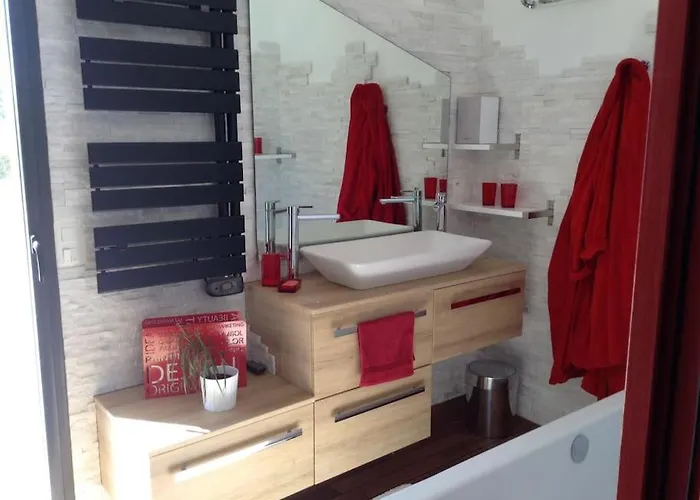 Grand Standing Piscine Villa